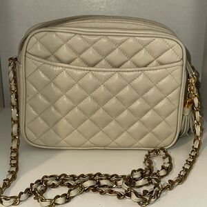 Elegant Quilted Cream Crossbody Bag